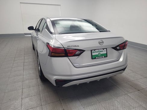 Used 2024 Nissan Altima 2.5 S FWD image 6