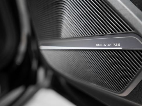 Used 2023 Audi SQ5 Premium Plus w/ Premium Plus Package image 37