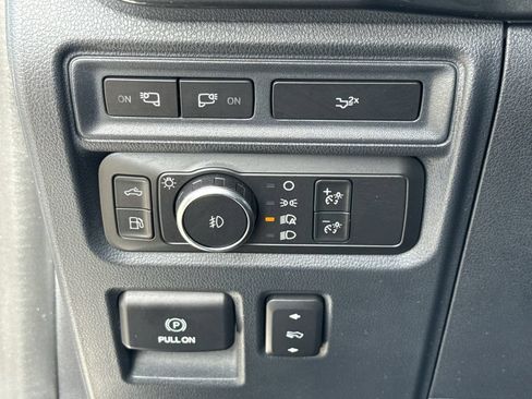 Used 2022 Ford F150 XLT w/ Equipment Group 302A High AWD/4WD image 14