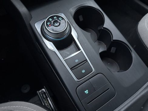 Used 2022 Ford Escape SE image 7