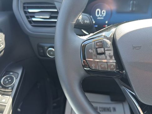 Used 2023 Ford Escape Platinum AWD/4WD image 38