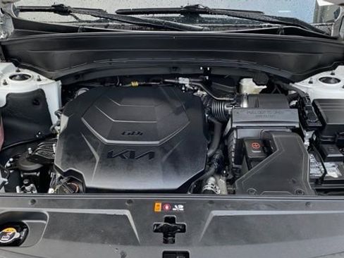 Used 2023 Kia Telluride S image 8