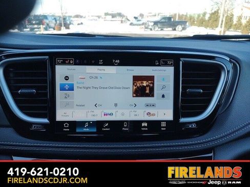 New 2026 Chrysler Pacifica Select w/ S Appearance Package image 19