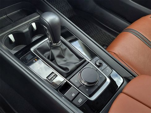 Certified 2025 MAZDA CX-50 AWD 2.5 Turbo w/ Weather Package image 19