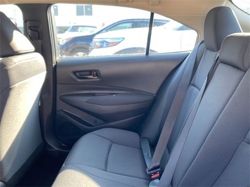 Used 2025 Toyota Corolla LE image 16