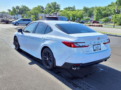 Certified 2025 Toyota Camry SE FWD image 27