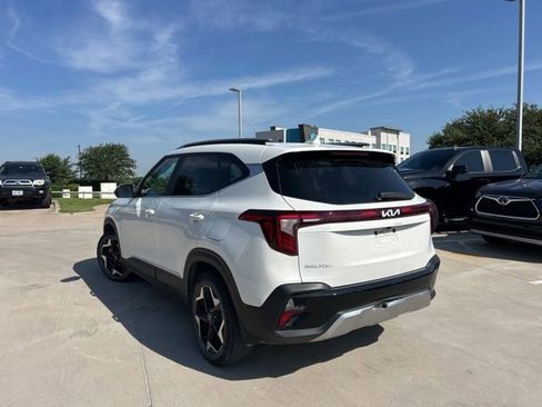 Used 2024 Kia Seltos EX FWD image 4