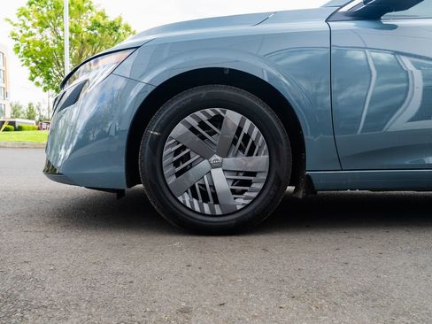 New 2026 Nissan Sentra SV FWD image 7