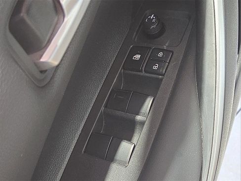 Certified 2024 Toyota Corolla SE image 11