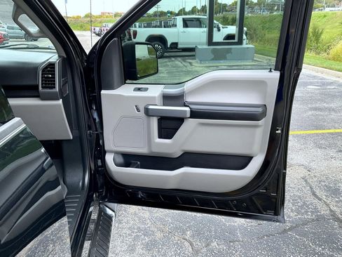 Used 2018 Ford F150 XLT w/ Equipment Group 302A Luxury image 16