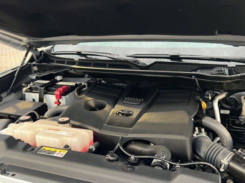 Used 2023 Toyota Tundra Platinum image 39