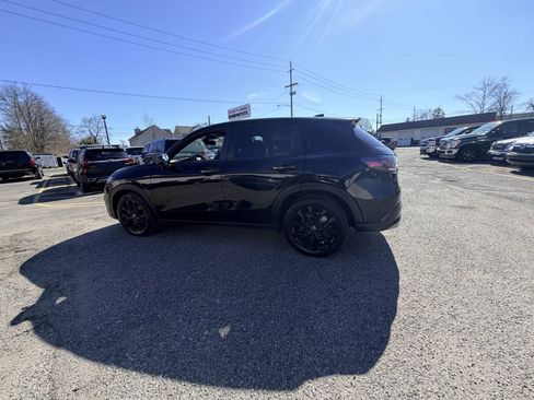 Used 2024 Honda HR-V Sport image 16