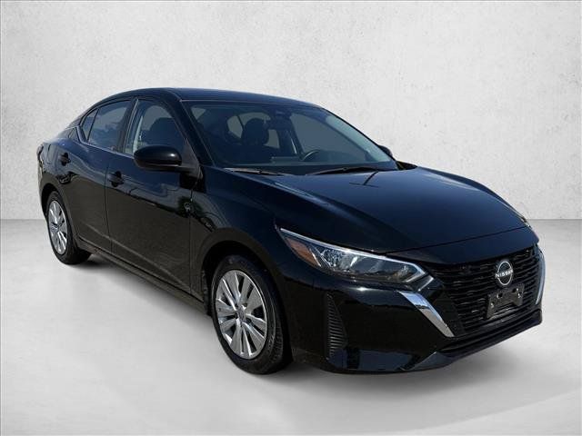 Used 2025 Nissan Sentra S FWD image 3