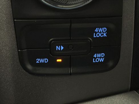 Used 2017 RAM 1500 Rebel w/ Luxury Group AWD/4WD image 34