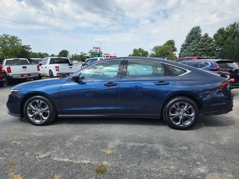Used 2024 Honda Accord EX image 4