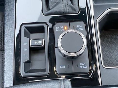 Used 2022 Toyota Tundra SR5 image 15