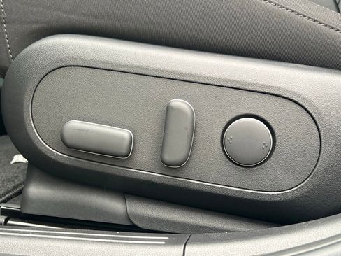 New 2026 Hyundai Ioniq 5 SE image 23