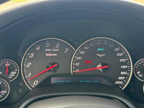 Used 2006 Chevrolet Corvette Z06 w/ Preferred Equipment Group RWD image 19