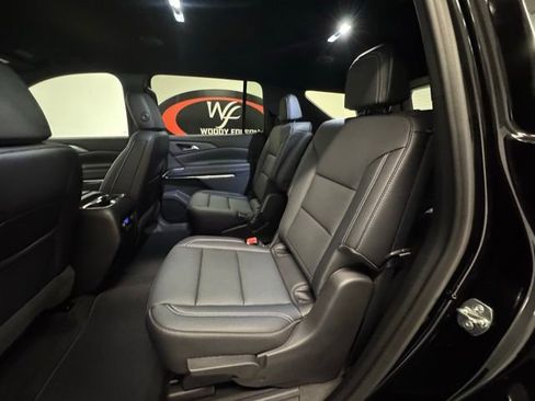 New 2026 Chevrolet Traverse LT w/ Midnight/Sport Edition image 11
