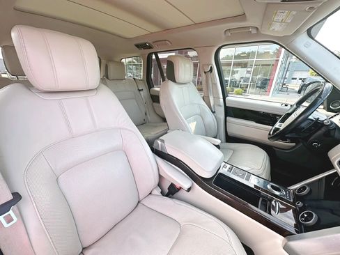 Used 2018 Land Rover Range Rover HSE AWD/4WD image 24