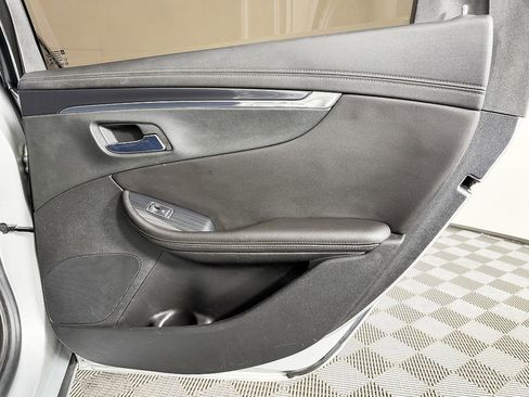 Used 2018 Chevrolet Impala Premier image 39