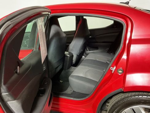 Used 2013 Dodge Avenger SE FWD image 26