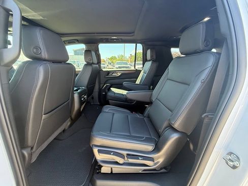 Used 2026 GMC Yukon XL Denali w/ Sun & Power Step Package AWD/4WD image 26