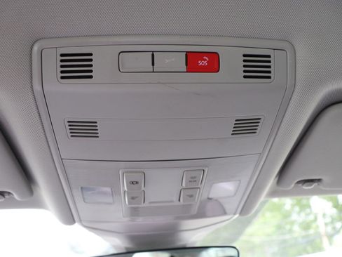 Used 2024 Volkswagen Jetta SE FWD image 42