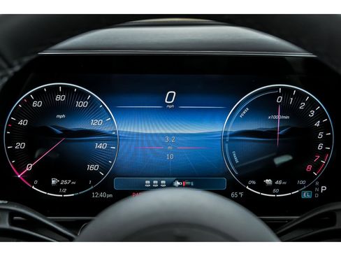 New 2026 Mercedes-Benz GLC 350e 4MATIC image 11