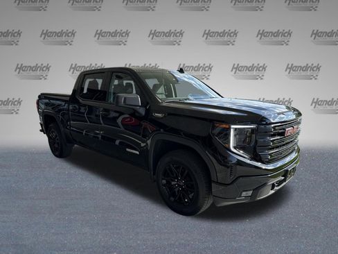 Used 2025 GMC Sierra 1500 Elevation image 2