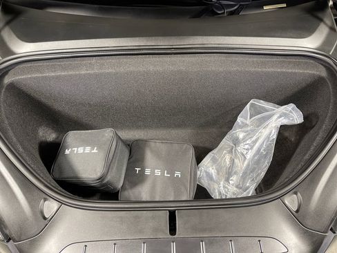 Used 2018 Tesla Model X 100D image 9