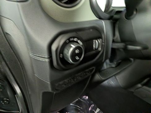 New 2026 Jeep Gladiator Mojave AWD/4WD image 18