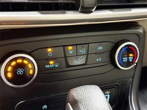 Used 2020 Ford EcoSport S image 17