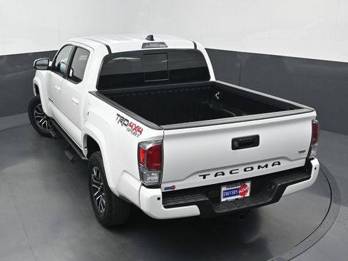 Used 2023 Toyota Tacoma TRD Sport w/ Technology Package AWD/4WD image 33