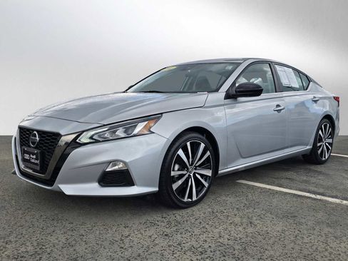 Used 2022 Nissan Altima 2.5 SR image 7