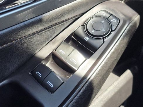Used 2019 Chevrolet Traverse LT w/ LPO, Floor Liner Package FWD image 29