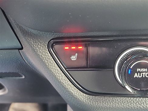 Certified 2025 Honda HR-V Sport image 17