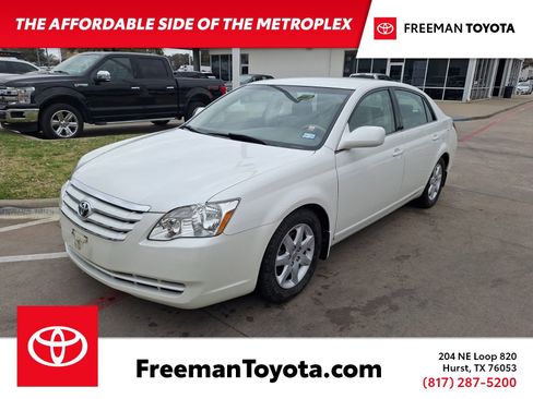 Used 2006 Toyota Avalon XL image 1