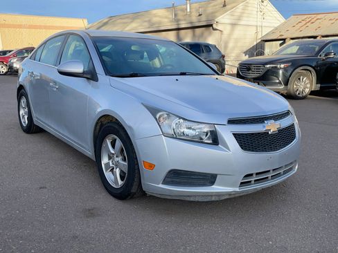 Used 2013 Chevrolet Cruze LT image 8