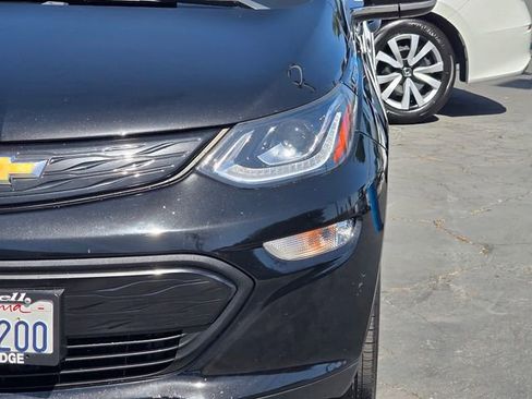 Used 2021 Chevrolet Bolt LT FWD image 3
