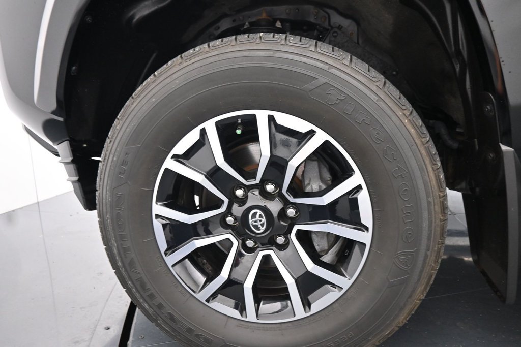 Used 2023 Toyota Tacoma TRD Sport AWD/4WD image 14