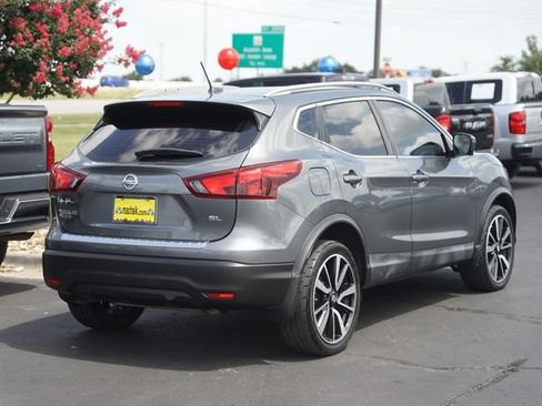Used 2018 Nissan Rogue Sport SL w/ SL Premium Package FWD image 6