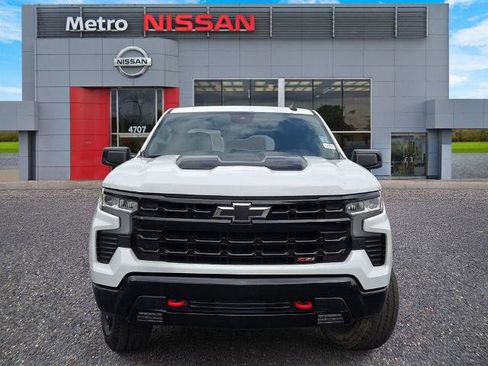 Used 2024 Chevrolet Silverado 1500 LT Trail Boss w/ Protection Package AWD/4WD image 2