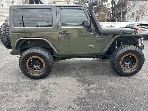 Used 2015 Jeep Wrangler Sport w/ Quick Order Package 24S AWD/4WD image 17