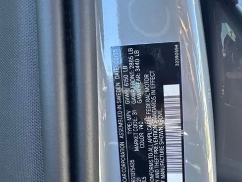 Certified 2025 Volvo XC90 B6 Plus AWD/4WD image 28
