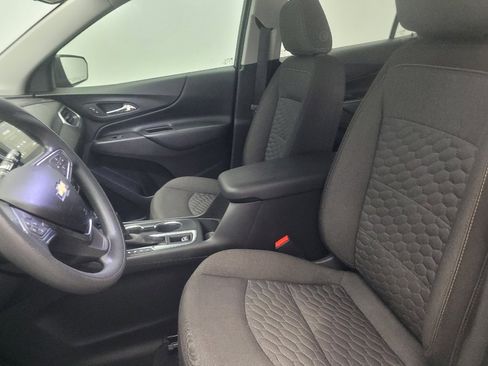 Used 2019 Chevrolet Equinox LT FWD image 17