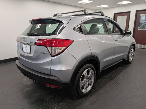 Certified 2021 Honda HR-V LX image 4