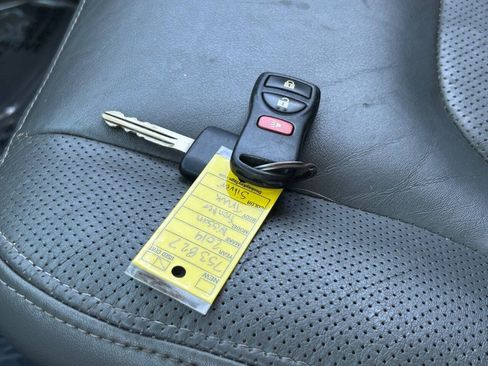 Used 2019 Nissan Frontier SL RWD image 35