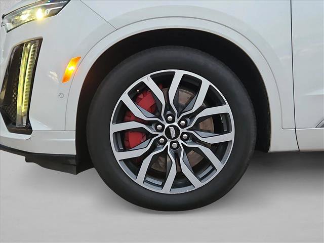 Used 2022 Cadillac XT6 Sport w/ Platinum Package AWD/4WD image 27