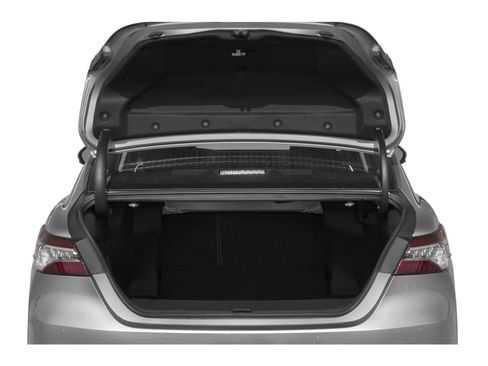 Used 2020 Toyota Camry XLE image 15